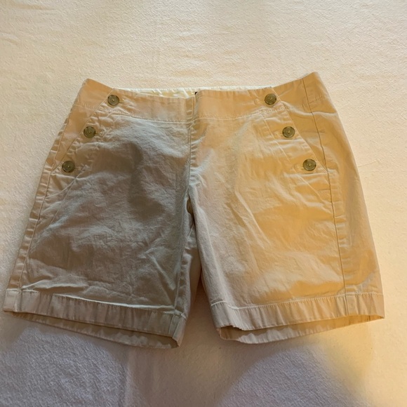 J. Crew Shorts ladies khaki sailor style Fisherman Style - Picture 1 of 6